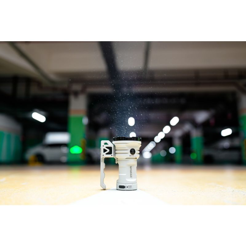 Manker MK38 41500 lumenów wielofunkcyjny szperacz satelitarny latarka LED duży zasięg oświetlenie przenośne