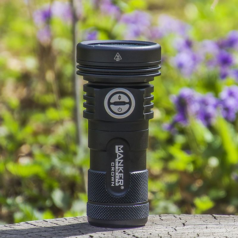 Potężna latarka Manker CROWN 5000 lumenów z cyfrowym zoomem idealna latarka turystyczna i awaryjna