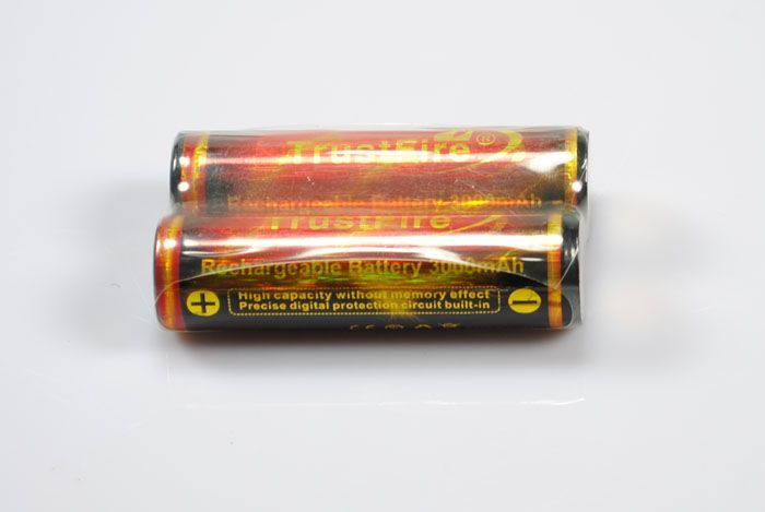TrustFire 18650 chroniony akumulator litowo-jonowy 3000mAh o wysokiej pojemności, bezpieczne źródło zasilania dla gadżetów