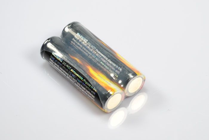 TrustFire 18650 2400mAh Li-ion Akumulator Ładowalny Długotrwałe Bezpieczne Zasilanie do Latarek i Gier