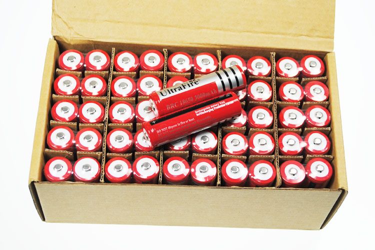 UltraFire BRC 3000mAh 3.7V Li-ion Akumulator Ładowalny o Długotrwałej Mocy do Latarek i Aparatów