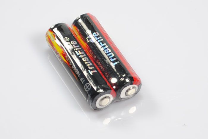 TrustFire 14500 Ładowalna bateria Li-ion 900mAh o dużej pojemności, ekologiczna i uniwersalna para baterii