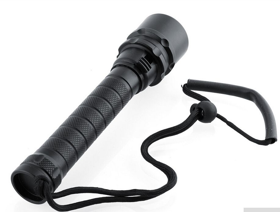 Illuminate Adventures SK68 Q5 LED Przenośna Mini Latarka ZOOM 6000 Lumenów Wytrzymała Wodoodporna Latarka Kempingowa